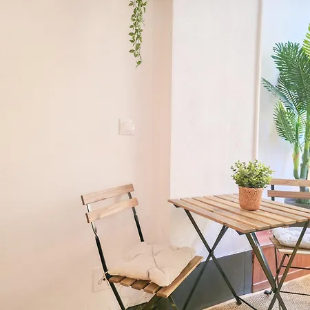 Estudio Con Estilo En El Centro Торремолинос