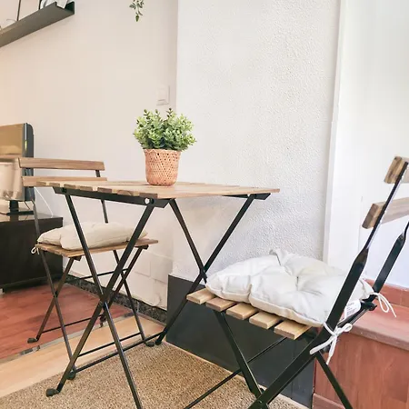 Estudio Con Estilo En El Centro Apartment *